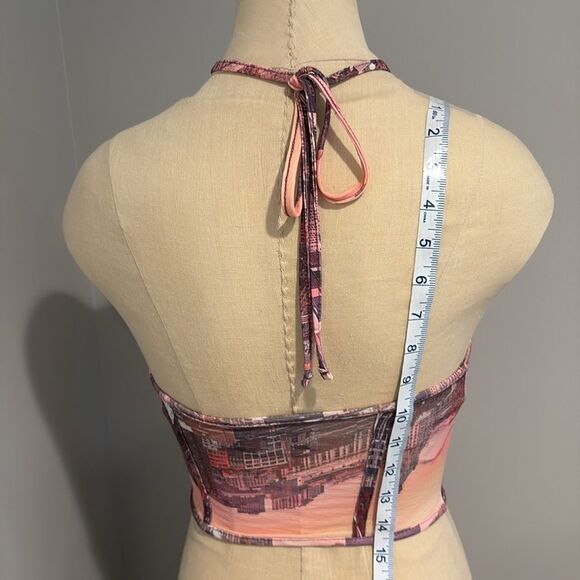 Urban Outfitters Skyline Print Halter Top Size S - Picture 6 of 10